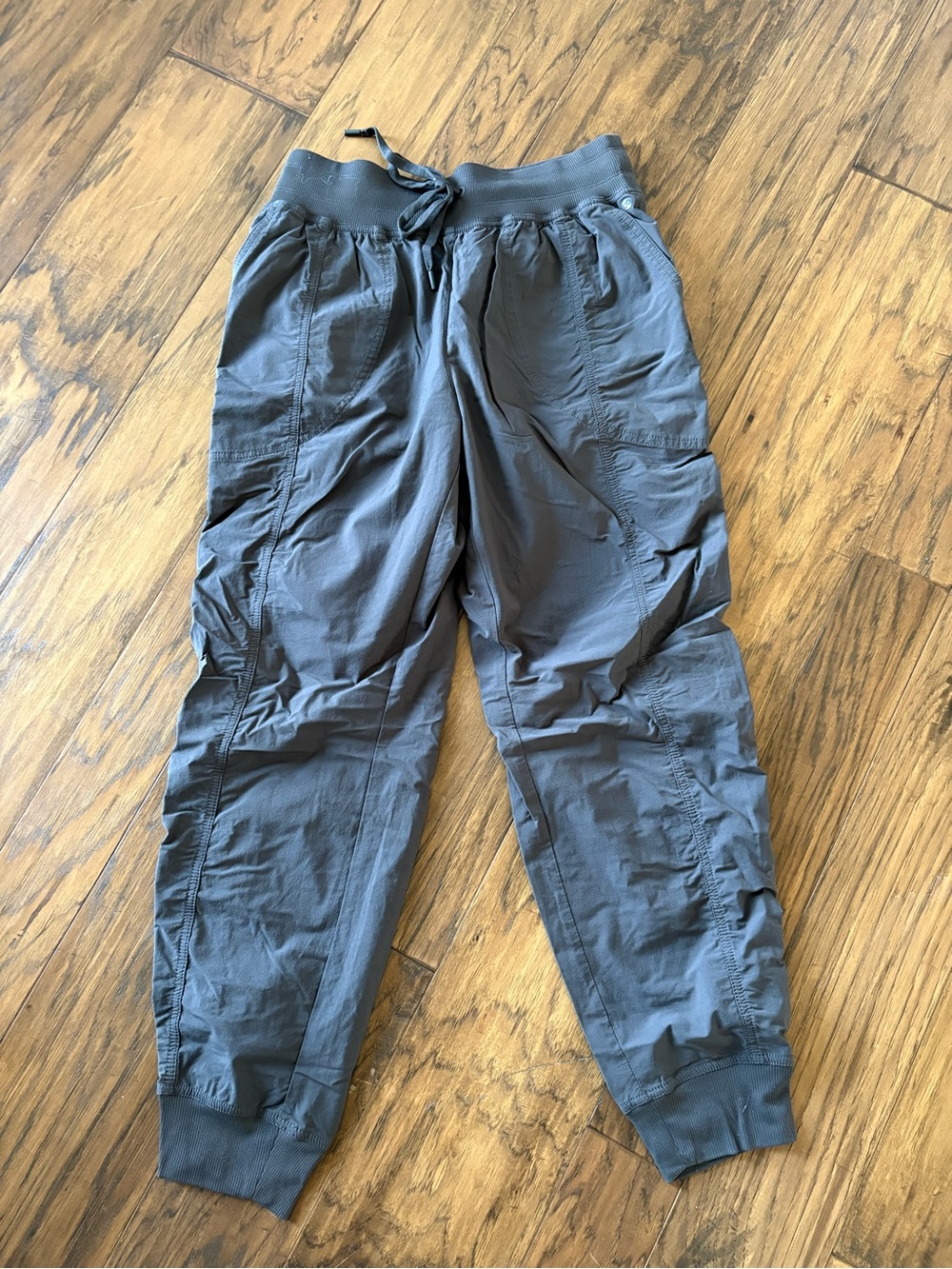 Womens Drawstring Cargo Joggers in Charcoal Gray